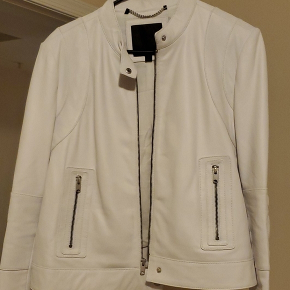 Leather jacket - Picture 3 of 5